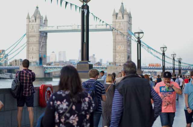 Measuring the impact of a digital campaign in France and the US