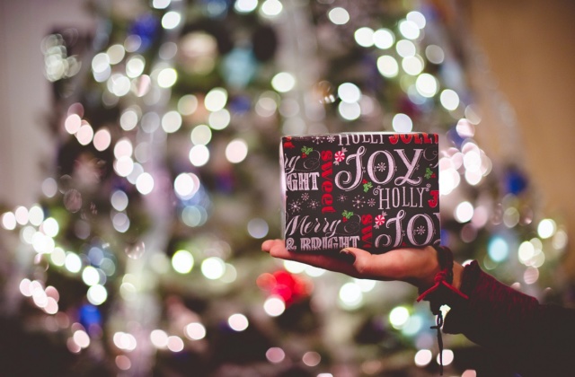 Carrots, Pigs, and a COVID-free Santa: The Top Christmas Ads of 2021