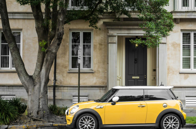 Finding the best motor insurance pricing strategy