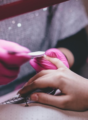 Attitudes towards UV exposure during professional nail services